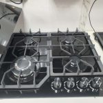 4 burner gas hob with 8mm tempered glass thickness and auto ignition